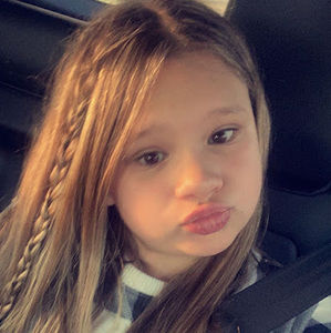 Meet your Posher, Isabella